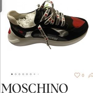 Love Moschino  size woman 8 only wear once